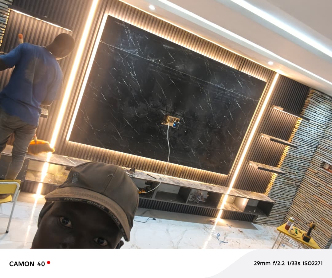 Moulding, Ceilings & Finishes