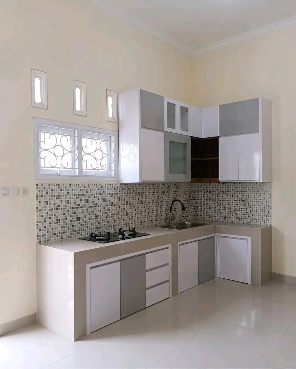 Cabinet Fabrication & Installation
