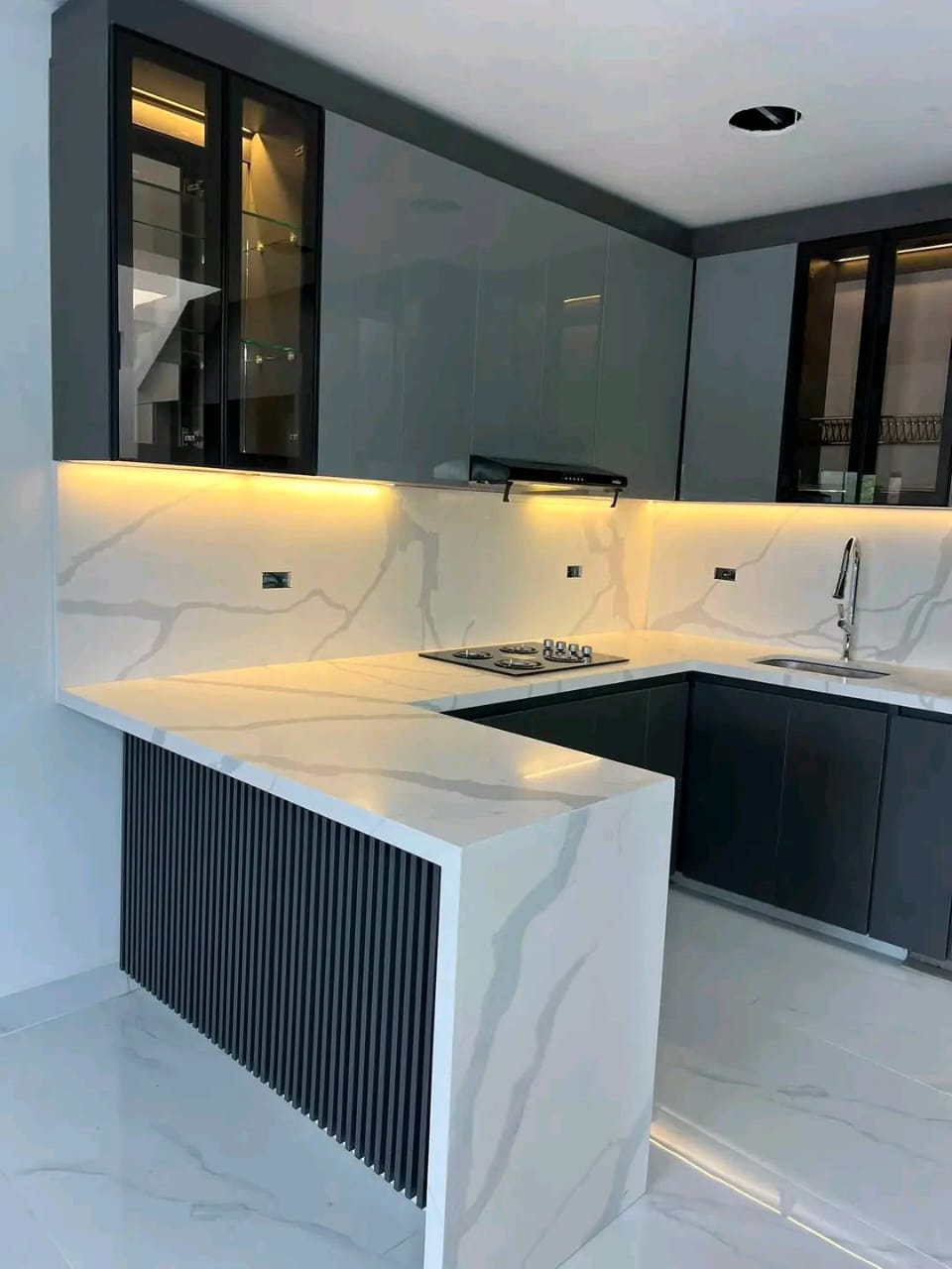 Cabinet Fabrication 405
