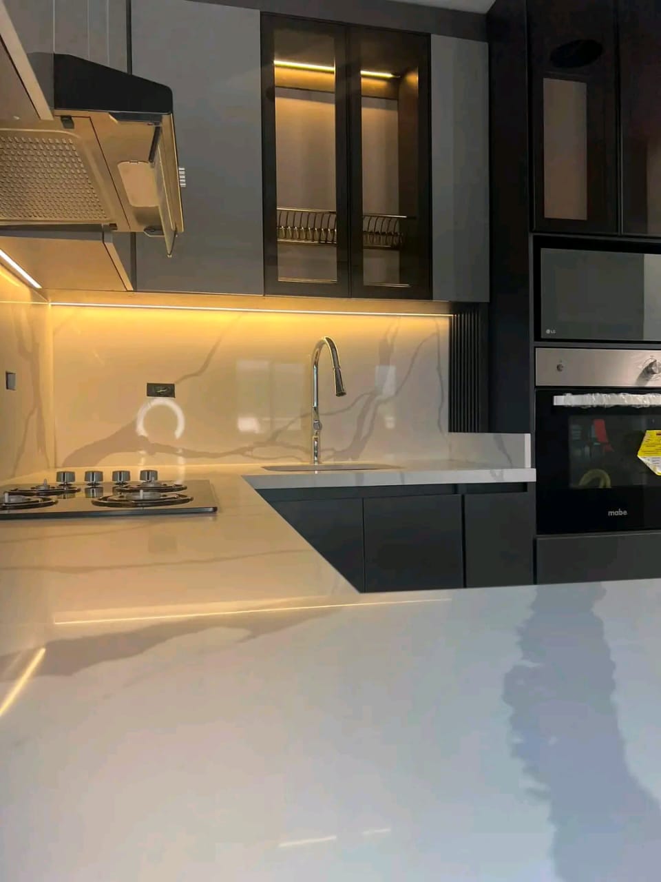 Cabinet Fabrication 407